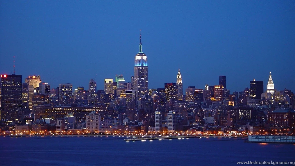 Skyscrapers: New York City Skyline Dusk River Piers Lights ...