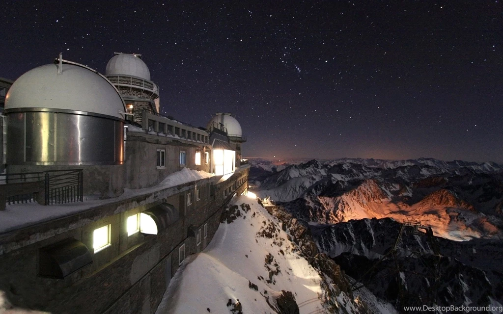 Building Snow Mountain Scape Night Wallpapers