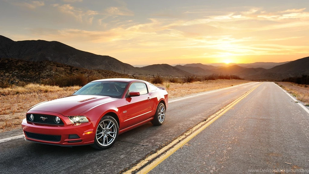 2013 Ford Mustang GT Desktop Wallpapers