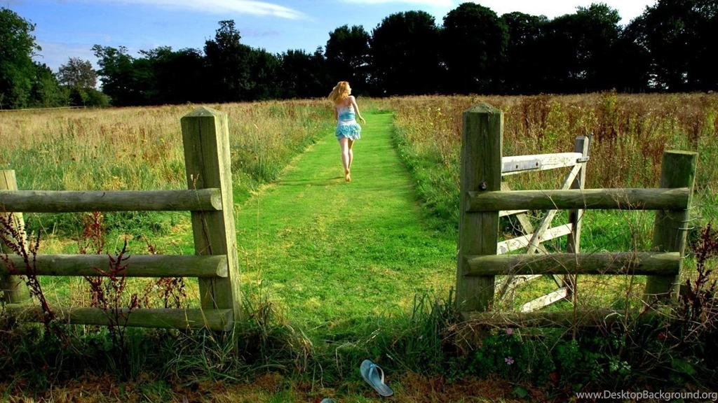 1366x768 Nature Girl Desktop PC And Mac Wallpapers