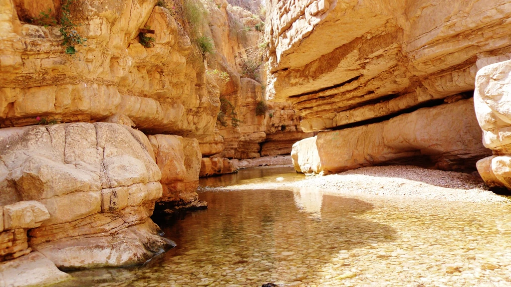 Download Wallpapers 3840x2160 Gorge, Rocks, Nature 4K Ultra HD HD ...