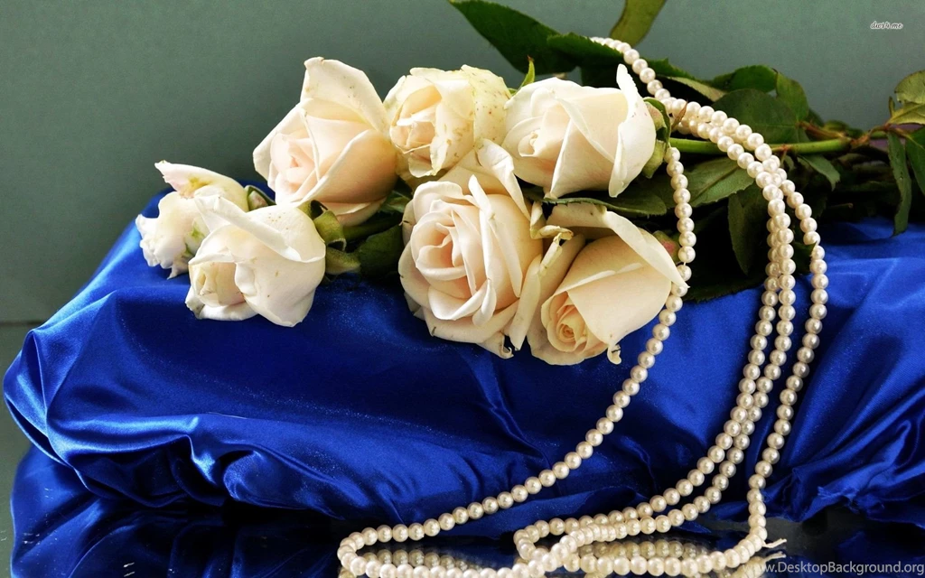 White Roses And Pearls Wallpapers   Flower Wallpapers