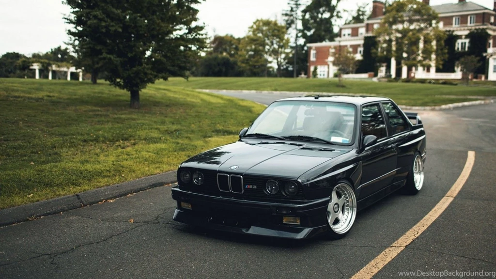 BMW M3 E30 Wallpapers