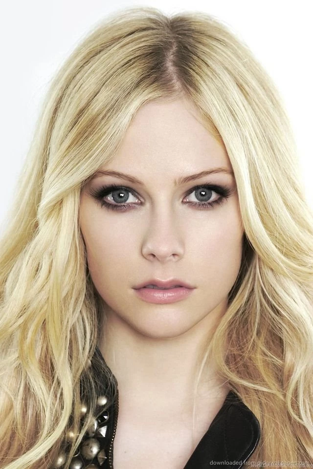 Download Avril Lavigne Frontal Portrait Wallpapers For iPhone 4