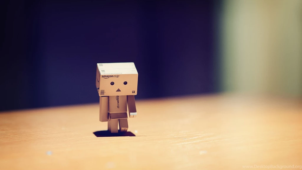Download Wallpapers 3840x2160 Danboard, Robot, Sad, Cardboard Robot ...