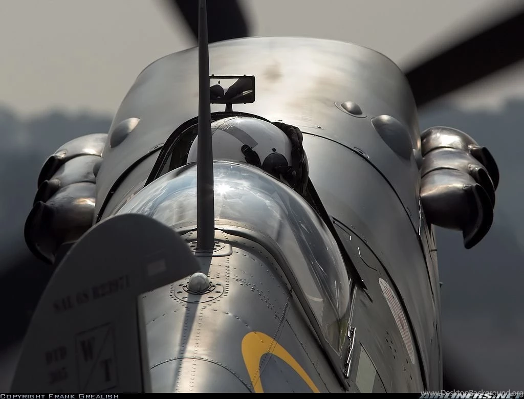 Photos: Supermarine 349 Spitfire LF5B Aircraft Pictures ...