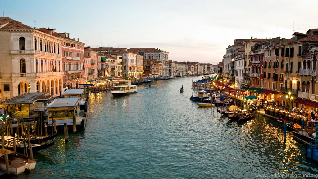 Download Wallpapers 3840x2160 Venice, Canal, Gondoliers, Buildings ...
