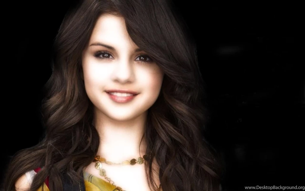 Beautiful Girls Desktop Images ~ Toptenpack.com