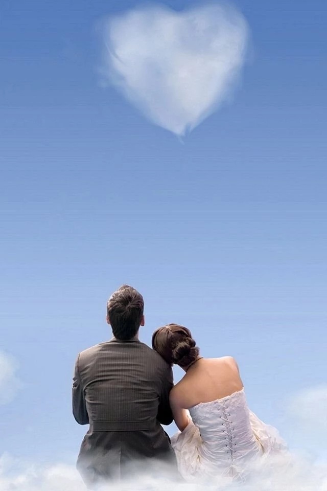Love iPhone 4s Wallpapers