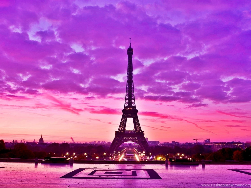 Bright Picture Of The Eiffel Tower Wallpapers And Images ...