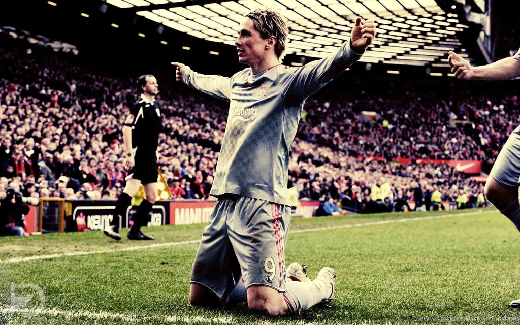 Football hd wallpapers.jpg