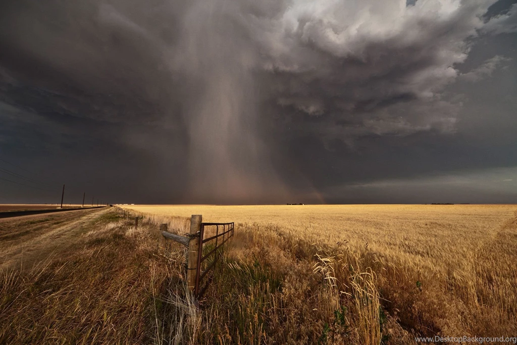 Tornado Desktop Wallpapers