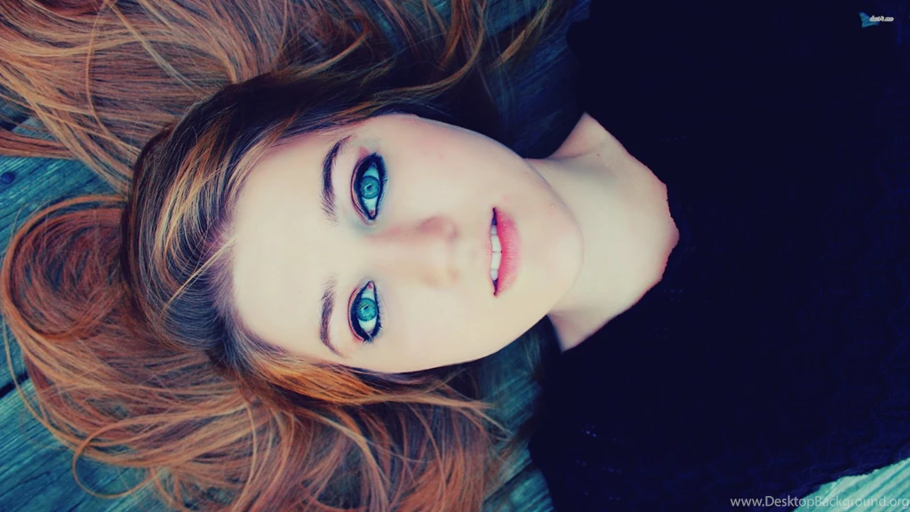 Gorgeous Blue Eyes Redhead Wallpapers Girl Wallpapers