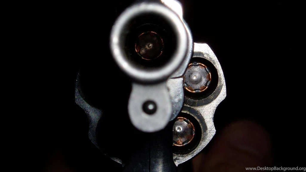 Close Up Gun Revolver Wallpapers (