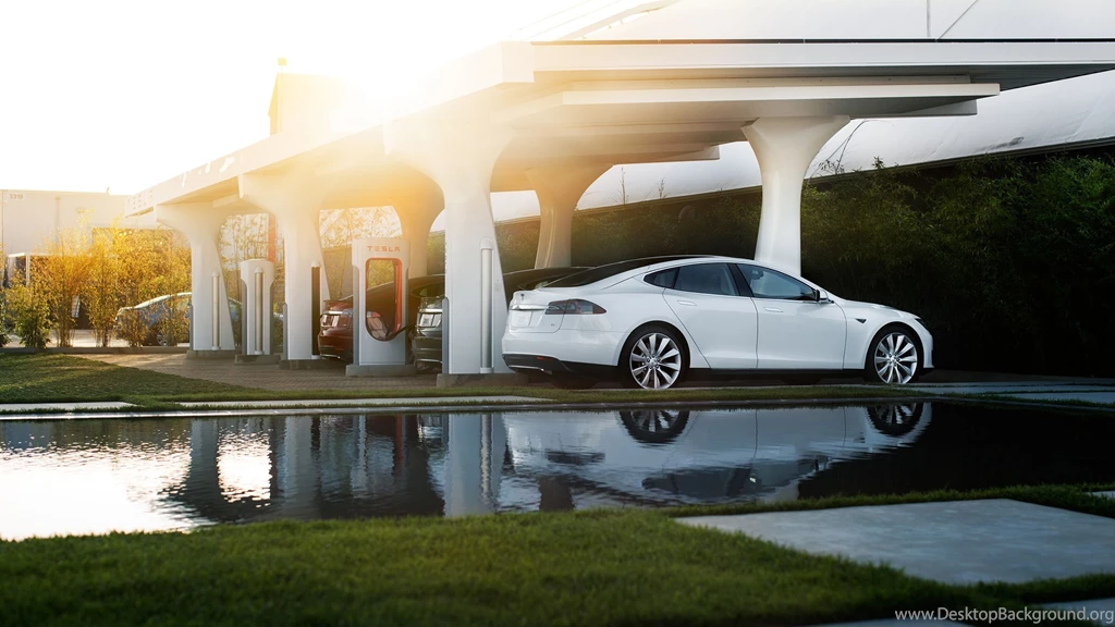 Tesla model s supercharging 2.jpg