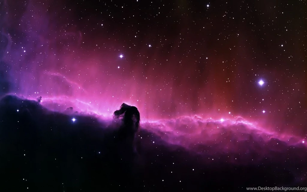 Beautiful Purple Nebula In Space Wallpapers