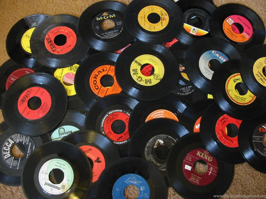 Vinyl Revolution! Vinyl Record Sales Hit 10 Year High ...