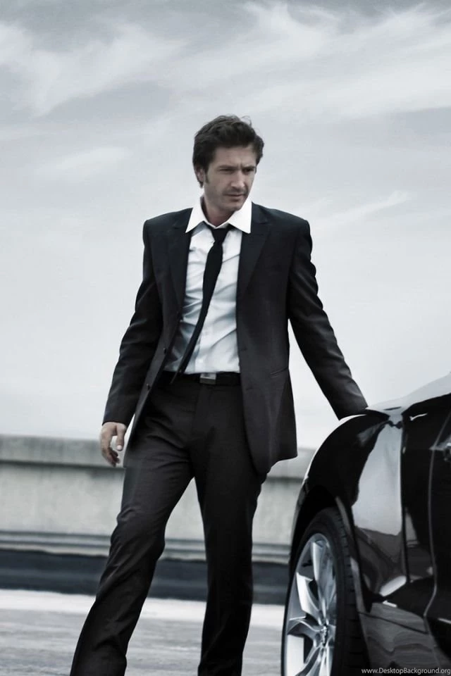 Download Wallpapers 640x960 Man, Tuxedo, Car, Style iPhone 4S, 4 HD ...