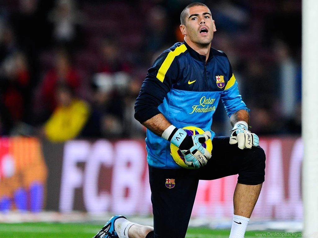 The Best Goalkeeper Of Barcelona Victor Valdes Wallpapers And ...