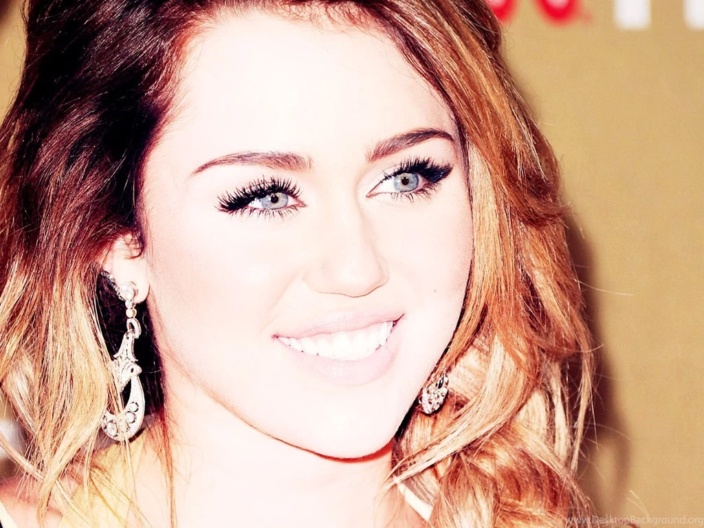 Miley Wallpapers By DaVe!!!◄↕ Miley Cyrus Wallpapers (30834551 ...