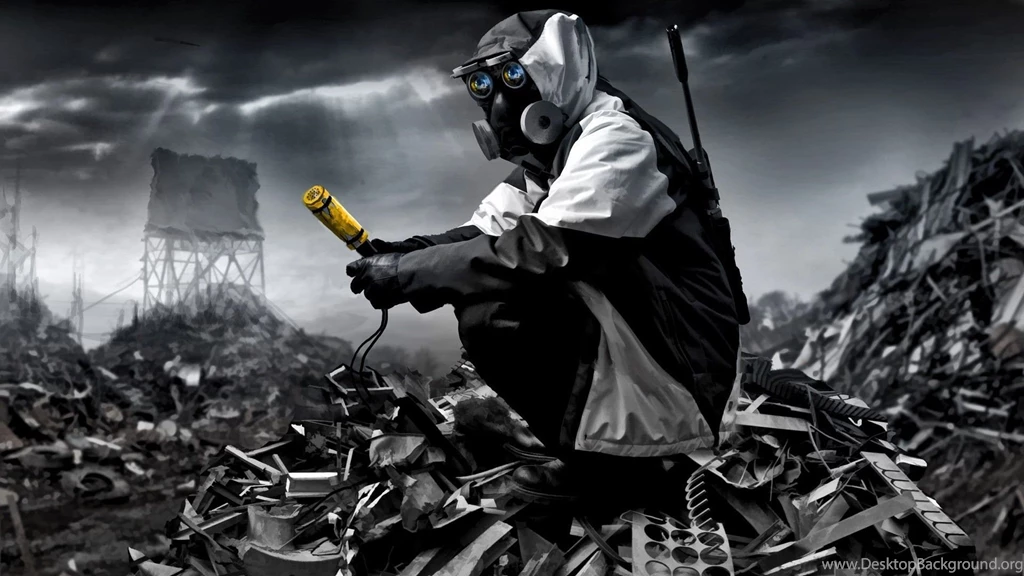 Soldier Looking At The Destroyed City Desktop Wallpapers 22530