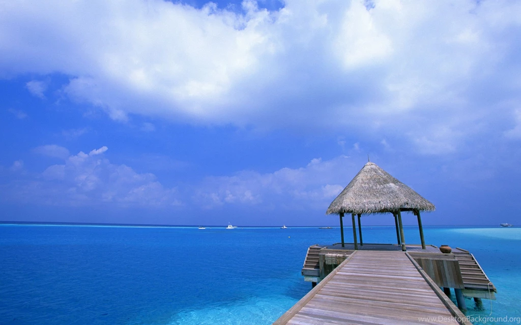 Blue Sky Beach Wallpapers