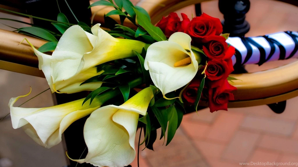 Download Wallpapers 2048x1152 Roses, Calla Lilies, Flowers, Bouquet ...
