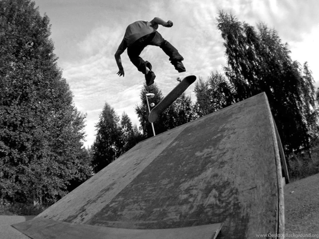Half Pipe Skater Skateboard Wallpapers