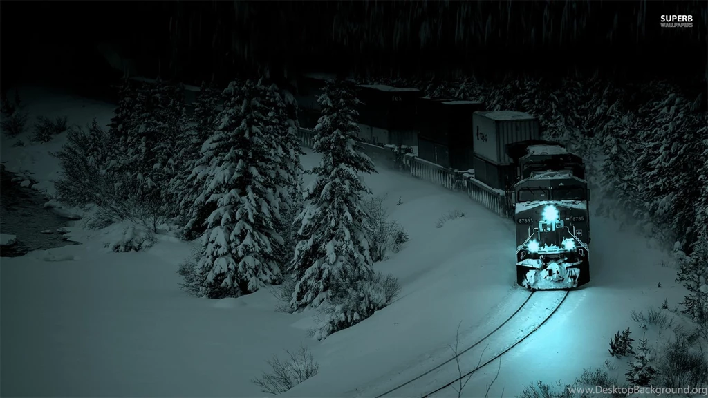Train In The Winter Night Wallpapers Photography Wallpapers