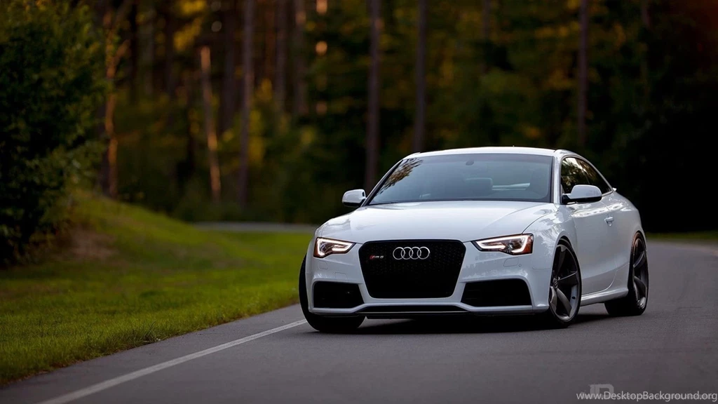 Audi RS5 White Wallpapers Wallpaper.