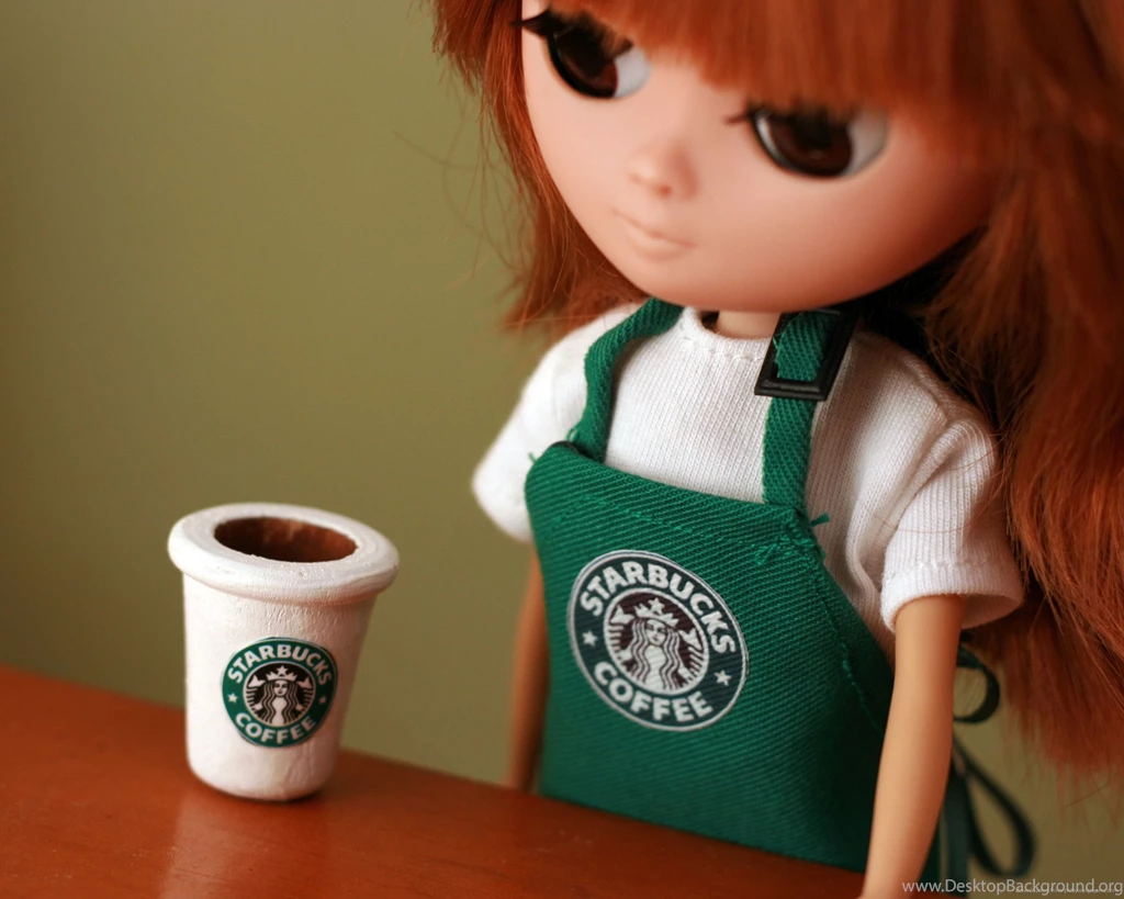 Download 2560x2048 Starbucks Doll Wallpapers