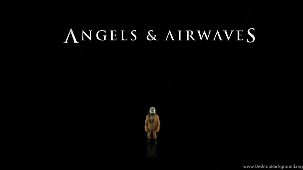 Browsing Wallpapers On DeviantArt