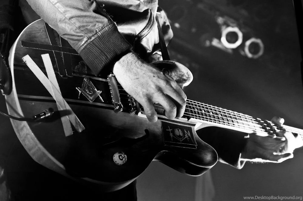 1400x952px Angels And Airwaves 254.07 KB