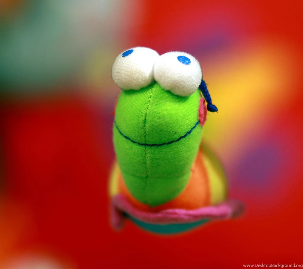 Worm Beautiful Galaxy S3 Wallpapers