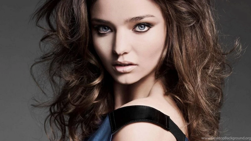 1366x768 Hot Miranda Kerr Desktop PC And Mac Wallpapers