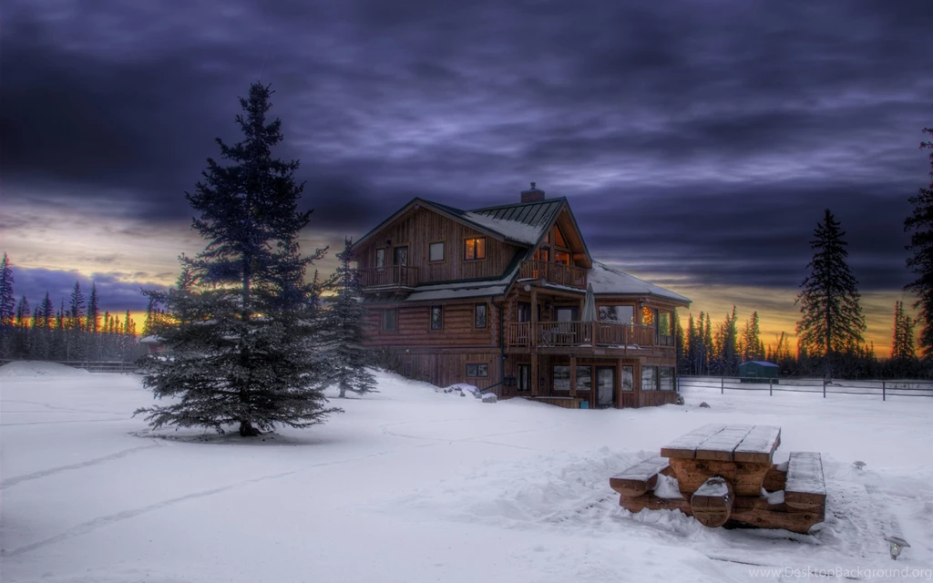 Chalet In A Winter Night Wallpapers 27592