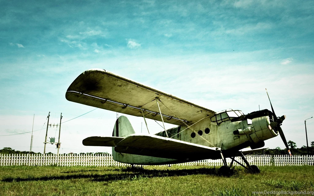 Old Vintage Airplane Wallpapers.jpg