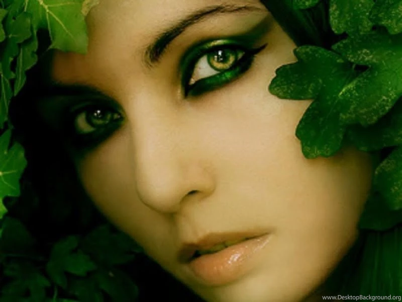 Nice Green Eyed Girl Wallpapers