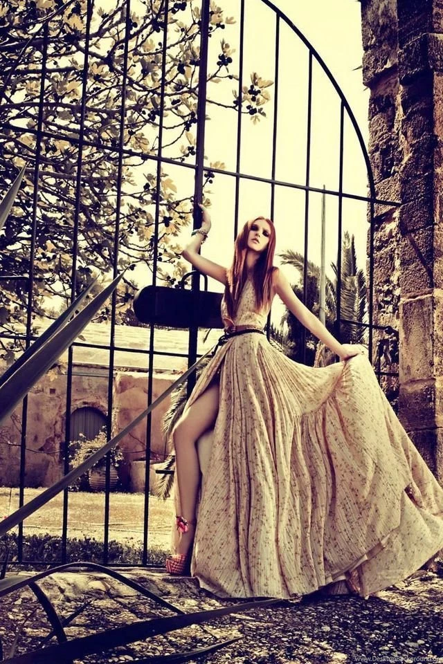 Vintage Girl iPhone 4s Wallpapers Download