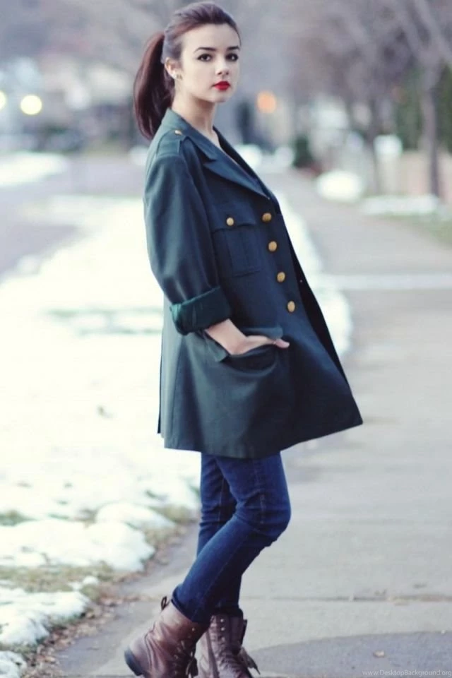 Beautiful Model Girl Fashion Winter iPhone 4s Wallpapers Download ...