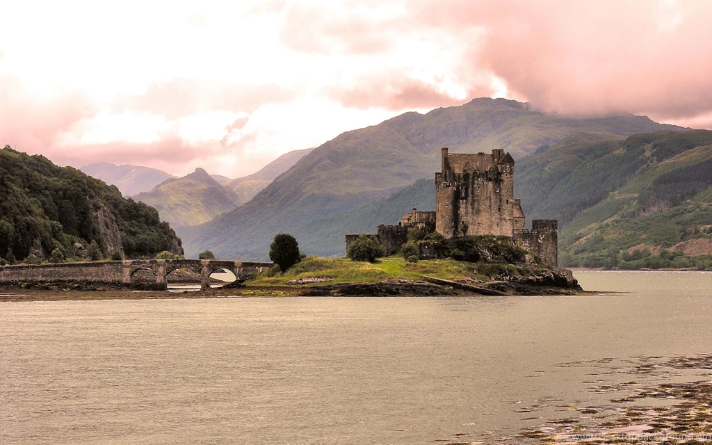 Known Places: Eilean Donan Castle, Dornie, Scotland, Desktop ...