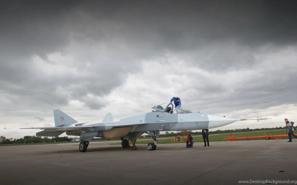 Sukhoi PAK FA During A Technical Revision Wallpapers 24711