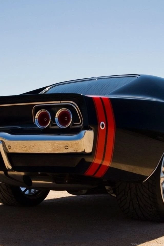 iPhone 4S, 4 Cars Wallpapers, Desktop Backgrounds HD Downloads All ...