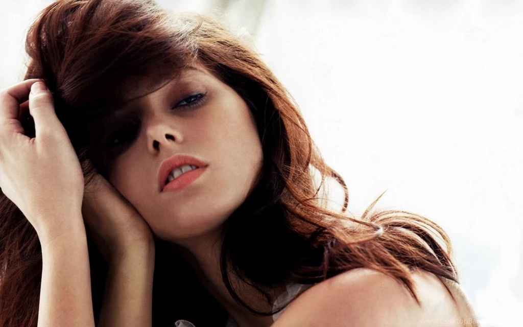 100 Beautiful Girls Wallpapers (18)