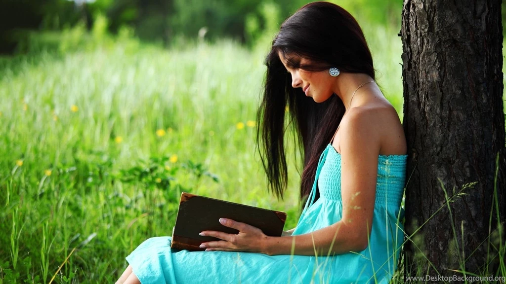 1600x900 Girl Read Book In Nature Wallpapers