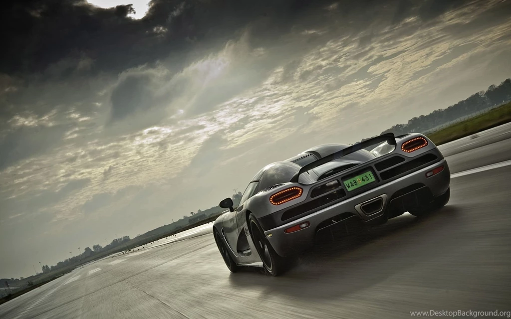 20 Koenigsegg Agera HD Wallpapers