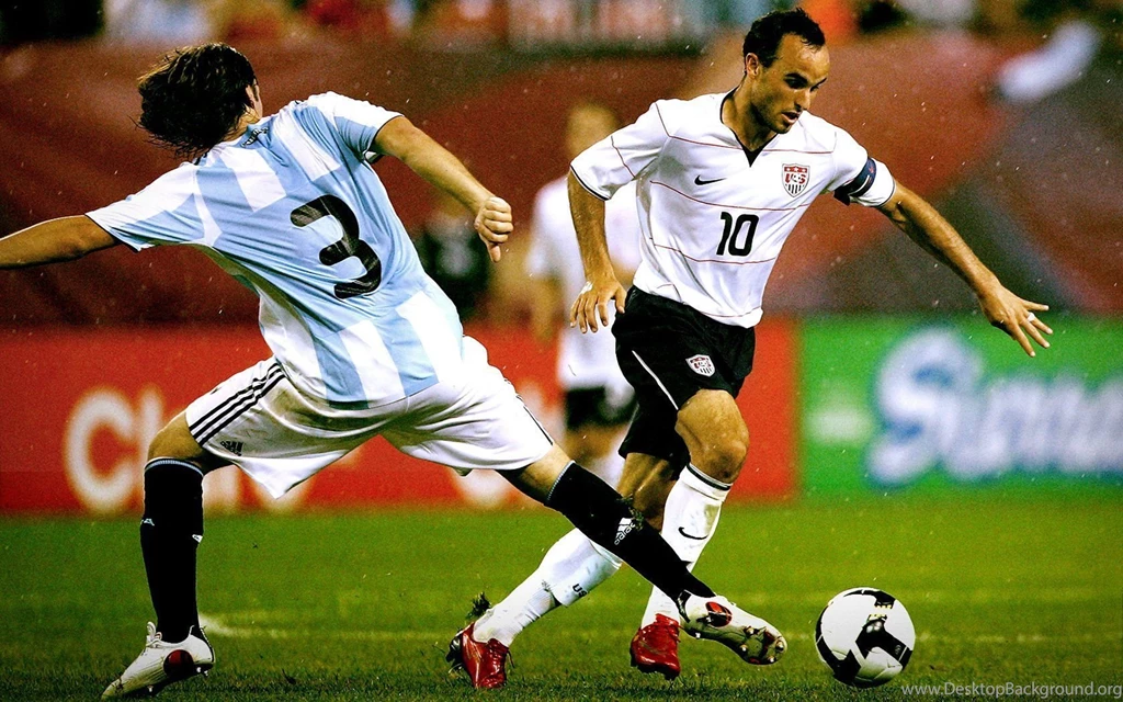 Landon Donovan No. 10 Wallpapers Football HD Wallpapers