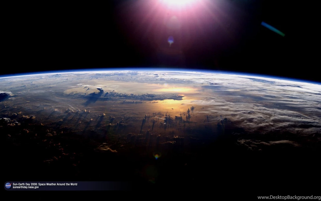 Earth From Space Free Desktop Wallpapers Wallmanage.com