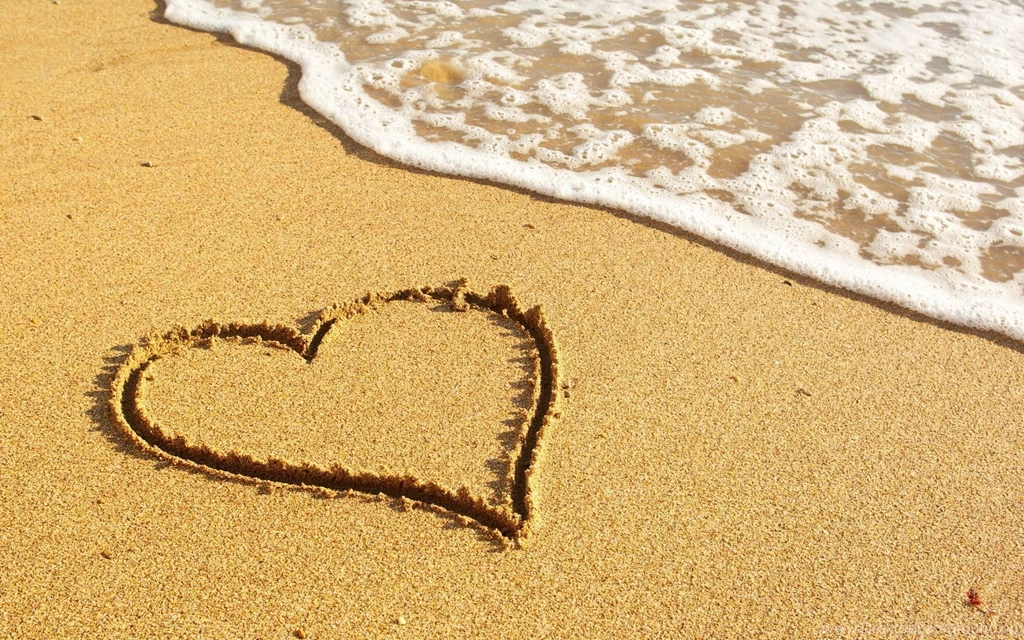 Beach Sand Heart   Wallpaper.
