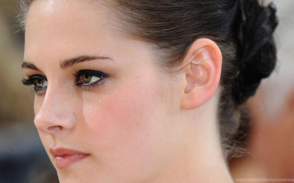 Kristen Stewart Wallpapers   Celebrity Wallpapers